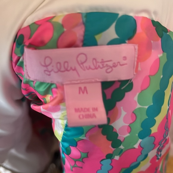 Lilly Pulitzer White Quilted Puffer Vest with Gold Hardware- Size Medium - Picture 8 of 8